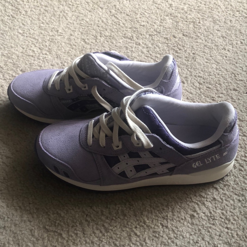 ASICS GEL-LYTE III OG
6.5 men
Ash rock/Cream